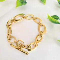 Folli Follie/フォリフォリ　ブレスレット　ゴールドカラー