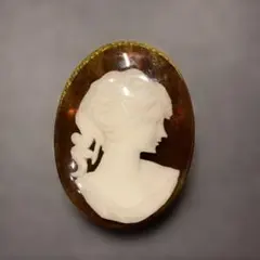 【2WAY】カメオ風ブローチ＆ペンダントトップ べっ甲調 アンティーク レトロ