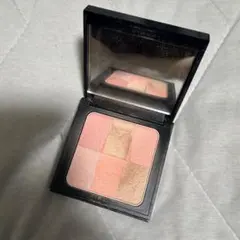 BOBBI BROWN ブライトニングブリック02コーラル(フェイスパウダー)のサムネイル