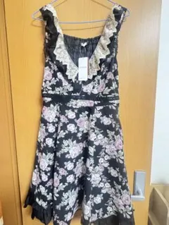 アクシーズ花柄ジャンパースカート