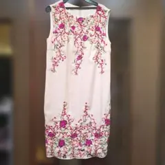 極美品 グレースコンチネンタル 花柄刺繍 プリーツ ノースリーブ