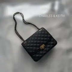 【美品】チャールズ＆キース キルティング チェーンショルダー ブラック