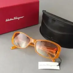 Ferragamo フェラガモ サングラス SF842SA 729 ベージュ フェラガモ サングラス SF842SA-729 - メルカリ