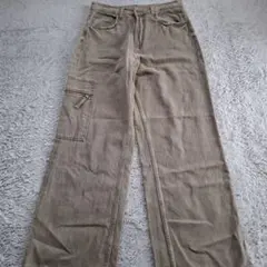 ZARA ベージュ カーゴパンツ ジッパーポケット付き