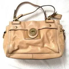 COACH ベージュ レザー ショルダーバッグ　J0973-14522 コーチ