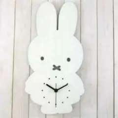 ミッフィー ダイカット時計 限定 壁掛け ノベルティー ミッフィー ダイカット時計 限定 壁掛け ノベルティー