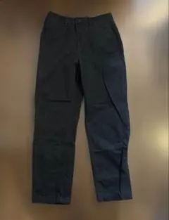 GAP 黒パンツ シンプル 万能デザイン