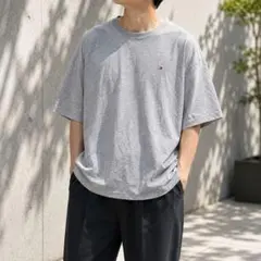 トミーヒルフィガー【S/P】半袖Tシャツ ワンポイント グレー Vネック 古着