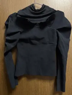 スナイデル　オフショルフリルニットトップス