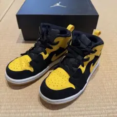 着用回数5回 25㎝】AIRJORDAN1MID - メルカリ