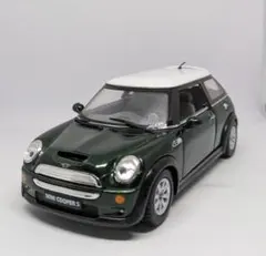 キンスマート ミニクーパー　モスグリーン ミニカー
