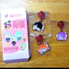 刀剣乱舞　御伴散歩メタルチャーム 蜂須賀虎徹 浦島虎徹 長曽祢虎徹