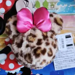 新作 ディズニー ヒョウ柄 ミニー ポーチ（バッグチャーム）