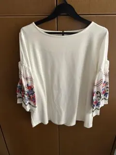 ノスタルジア　Tシャツ　ブラウスのサムネイル