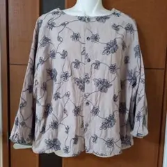 【古着】植物柄刺繍 七分袖ブラウス グレージュM Dgy