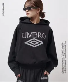 umbro × Lui's ピグメントフーディー