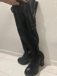 ブラック 厚底ニーハイブーツ