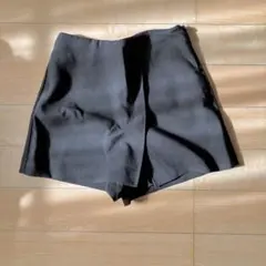 93.ZARA ザラ ショートパンツ キュロット XSサイズ 黒 ブラック