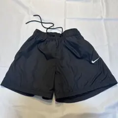 Nike ショートパンツ サイズS 黒