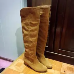 今だけ値下げ‼︎【新品】オゥバニスター キャメルニーハイブーツのサムネイル