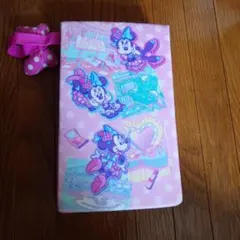 ディズニー パルパル ミニーのファンダーランド ポータブルクッション 新品