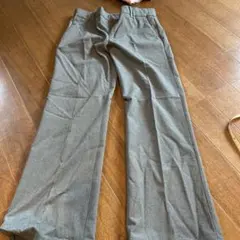 ユニクロ　レディース　グレー スラックス