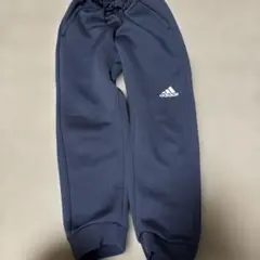 adidas ネイビー 冬用長ズボン　130センチ