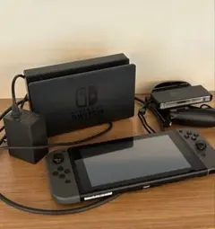 Nintendo Switch 本体 ブラック　スマブラダウンロード入ってます！