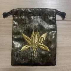 「新品未使用」CHANEL サブリマージュ 花 ゴールド刺繍入り巾着ポーチ