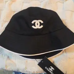 CHANEL ブラック バケットハット 新作タグ付きのサムネイル