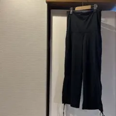 UNIQLOドライクロップドパンツのサムネイル