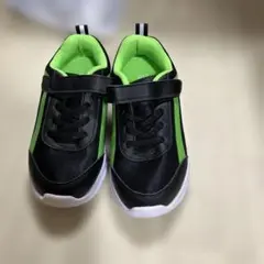 キッズ　スニーカー　21.0cm