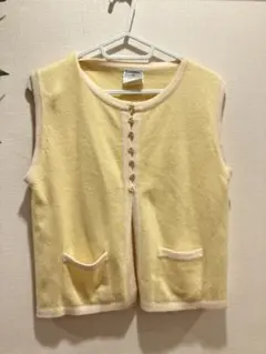 2026年最新】CHANEL ニットベストの人気アイテム - メルカリ