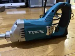 値下げしました！【中古】マキタ Makita UT1305 カクハン機 本体のみ マキタのカクハン機「UT1305」をお持ち込みいただきました。建設関係の