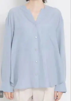 theshoptk ライトブルー スキッパーシャツ 長袖　夏のサムネイル