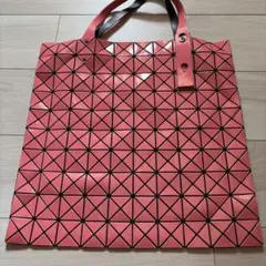 BAO BAO ISSEY MIYAKE トートバッグ ピンクのサムネイル