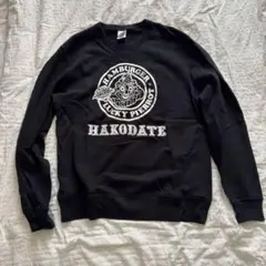 Lucky Pierrot ラッキーピエロトレーナー HAKODATEロゴ