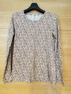 UNIQLO 長袖カットソー 総柄 クルーネック