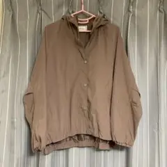マウンテンパーカー