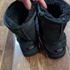 UGG ブラック クラシックショート 21