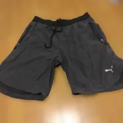 メンズMPuma ダークグレー ショートパンツ