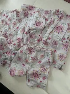 ミキハウス　花柄ウサギプリント甚平姉妹2枚セット 4点