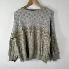 LOAD グレー　ベージュ系 ニットセーター