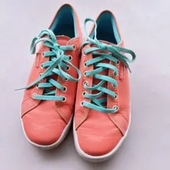 Reebok レディース　軽量スニーカー