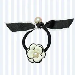 カメリアヘアゴム、ブレスレット　ホワイト×ブラック