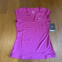 新品未使用　NIKE ナイキ　ピュアトップ