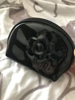 マリークワント　エナメルポーチ