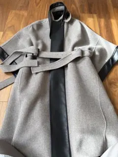 極美品　ADORE ドライナイロンロングコート　2way　ブラック　バイカラー 極美品 ADORE ドライナイロンロングコート 2way ブラック バイ