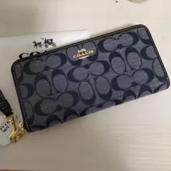 COACH デニム長財布 ネイビー