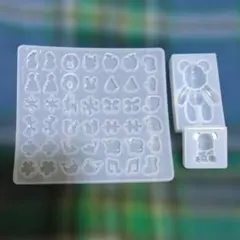 新品未使用シリコンモールドくま親子りんごうさぎくじら音符花リボンなどセットレジン